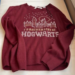 Girls Harry Potter hog warts sweater from h&m size 12 in maroon. Great condition